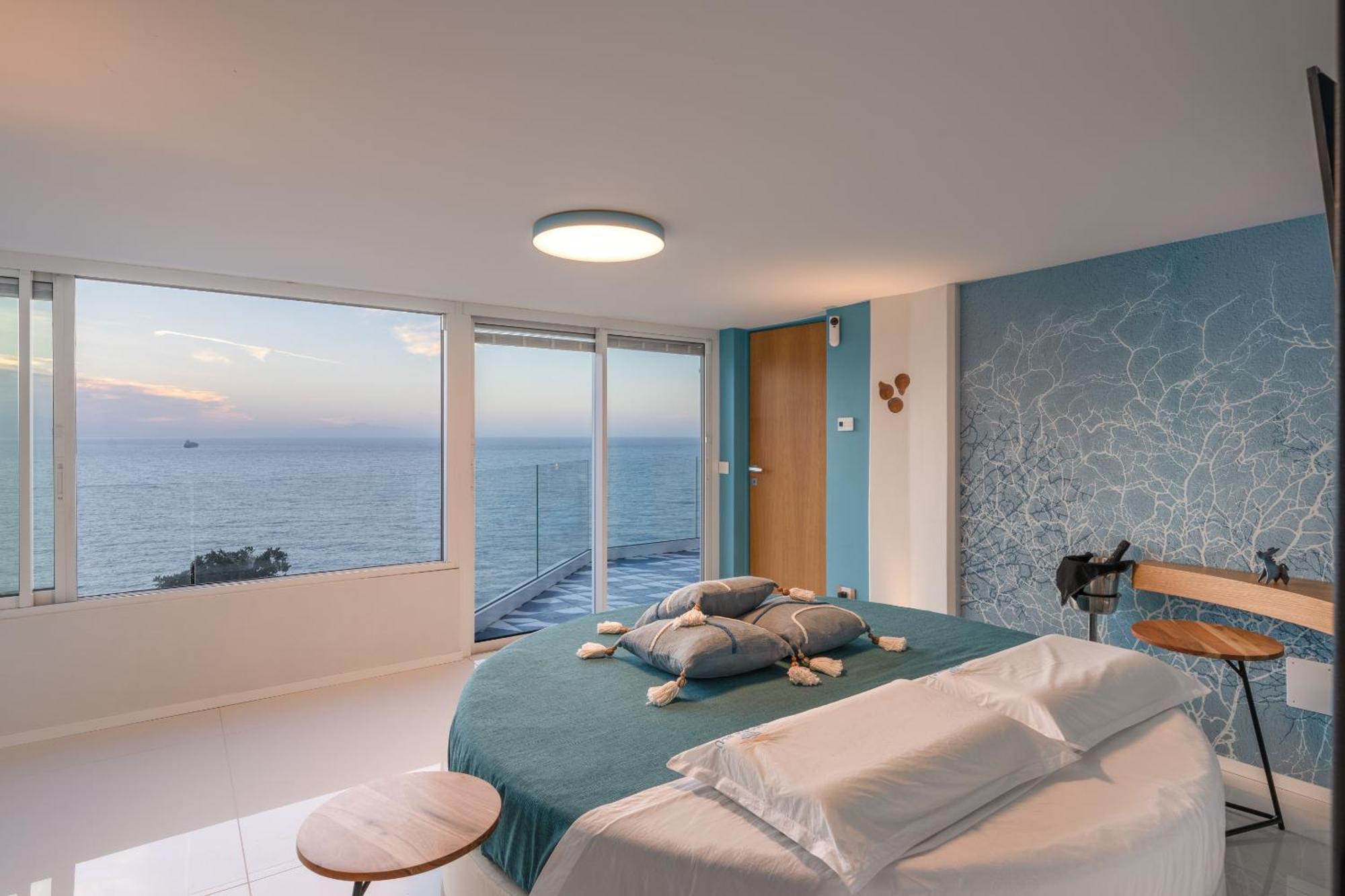 Laguna Blu - Resort Villa Overlooking The Sea On The Amalfi Coast Vietri Eksteriør billede